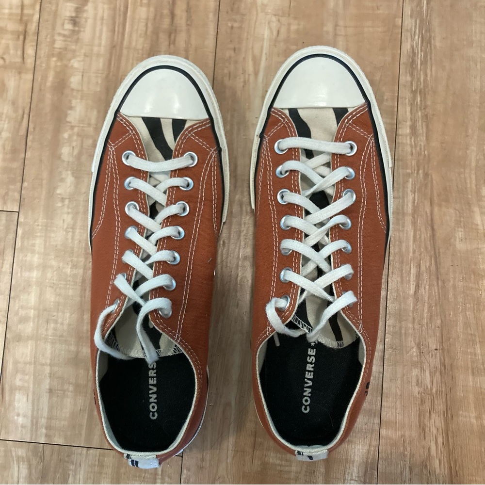 Low Top Converse Chuck 70